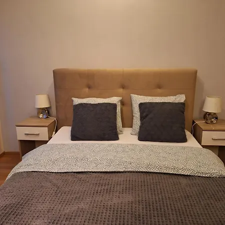 Black&white Apartmán Bukurešť