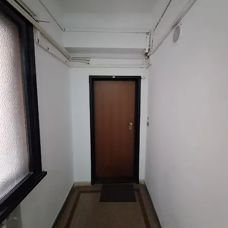 Apartment Black&white Bucharest
