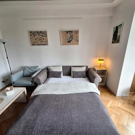 Black&white Bukareszt