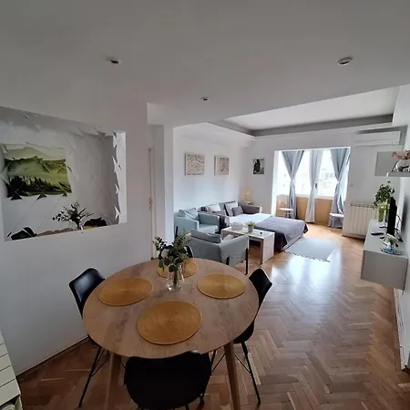 Apartament Black&white