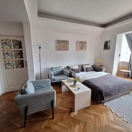 Black&white Apartment *