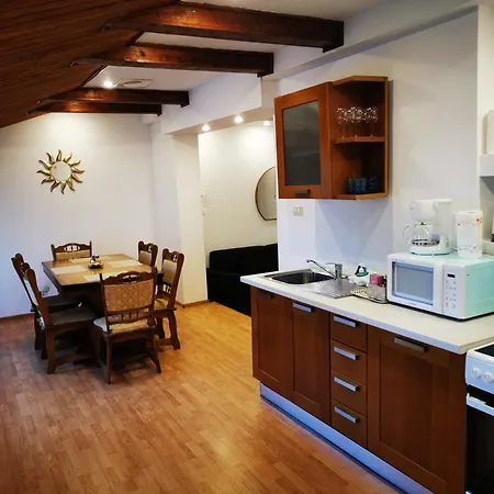 Black&white * Βουκουρέστι