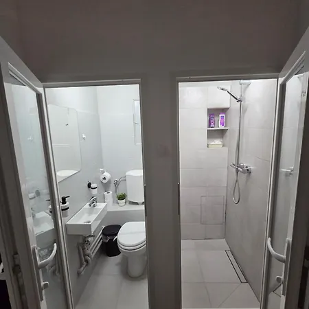 Apartament Black&white Bukareszt