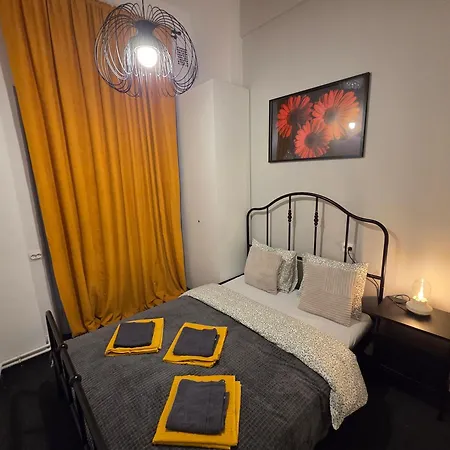 Black&white 公寓 *