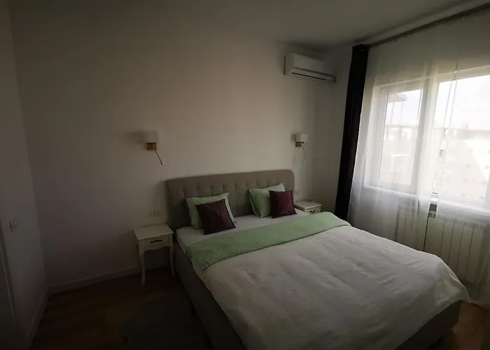 Black&white Apartament Bucureşti