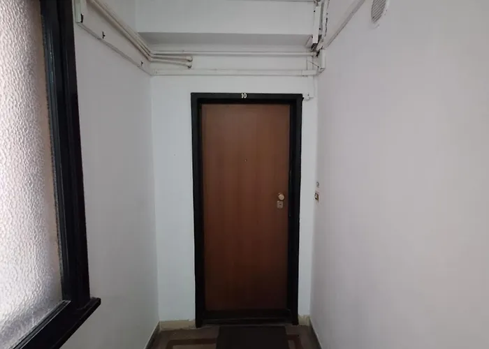 شقة Black&white بوخارست