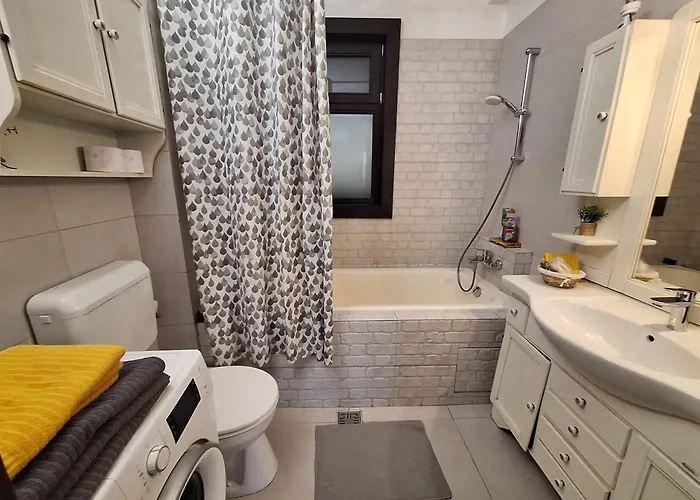 Apartament Black&white Bucureşti