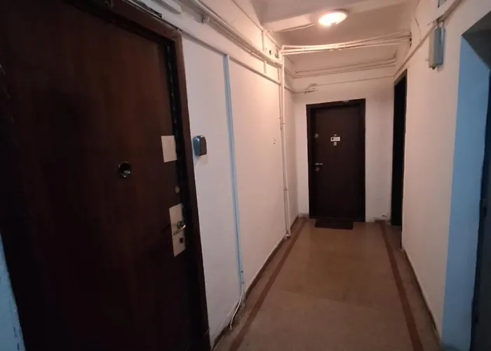 Black&white * بوخارست