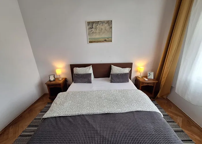 شقة Black&white بوخارست