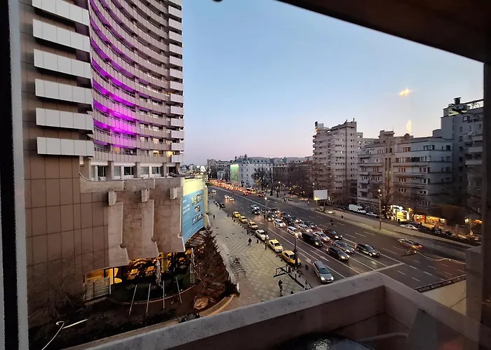 Apartament Black&white Bucureşti