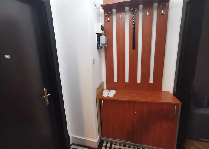 Apartament Black&white Bucureşti