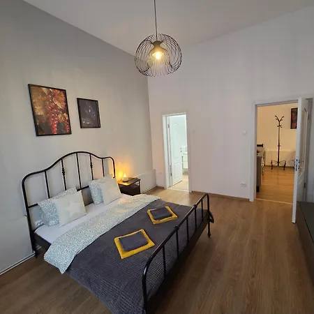 Black&white Bukarest